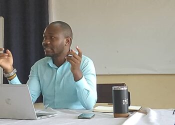 Luwemba encourages journalism students to consider tourism reporting