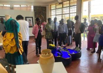 Students Exhibiting some of the art pieces at the SCIAD gallery