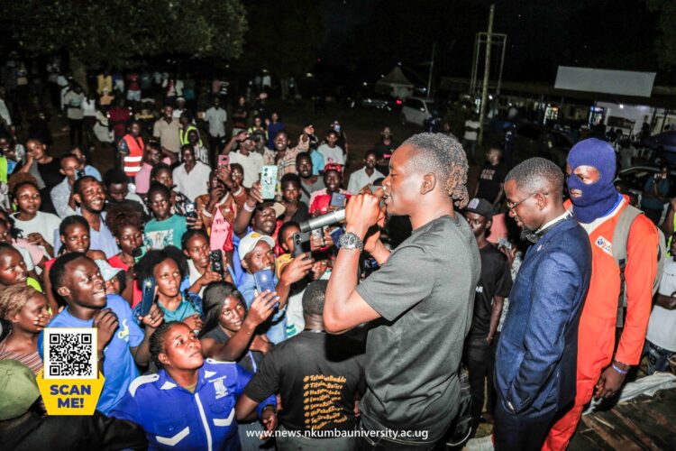 King Saha during his performance // Joshua Baleete-Nkumba News